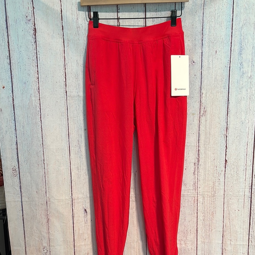 NWT Lululemon Adapted State Perforated High-Rise Jogger